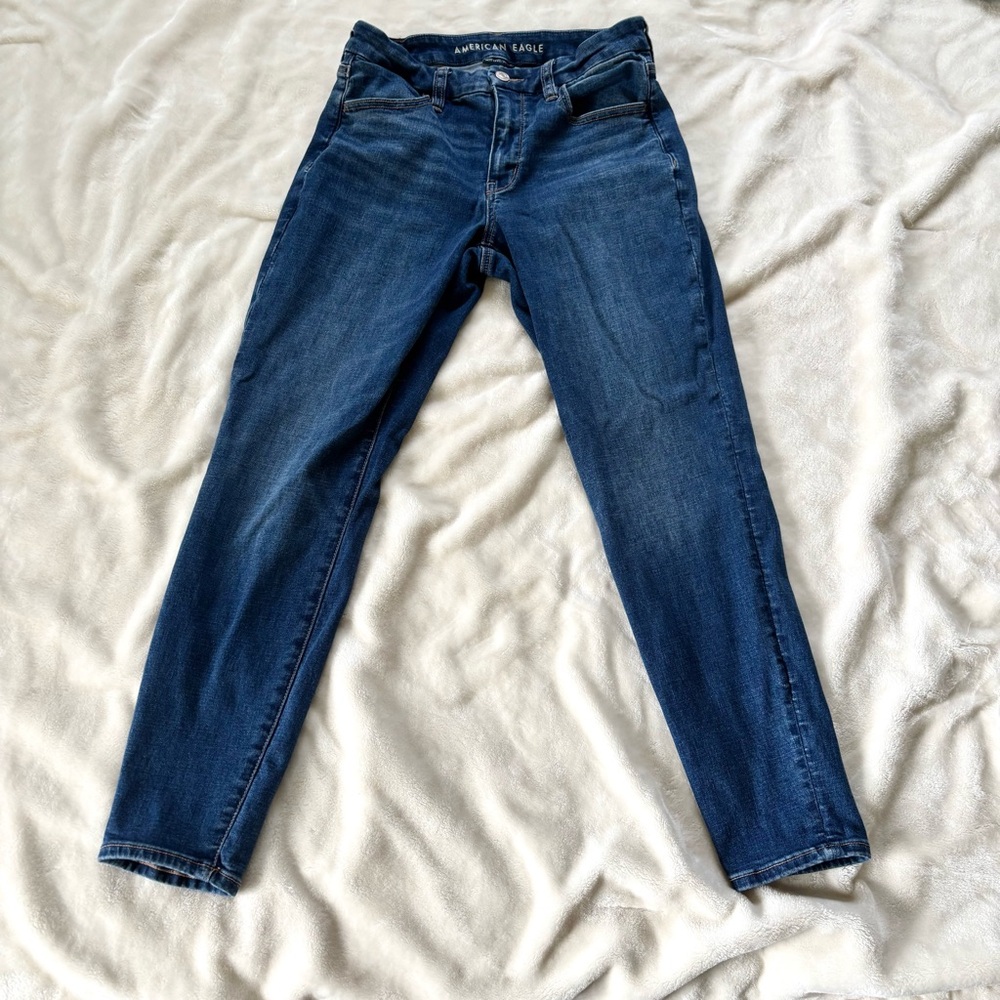 • american eagle dark wash curvy high-rise jeggings | 6 short •